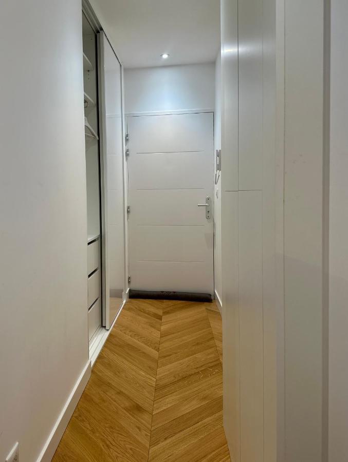 Bel Appartement Avec Parking Au Coeur De Reims Exterior foto