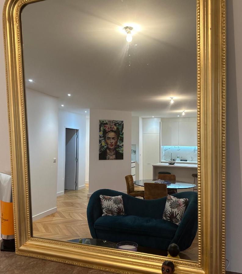 Bel Appartement Avec Parking Au Coeur De Reims Exterior foto