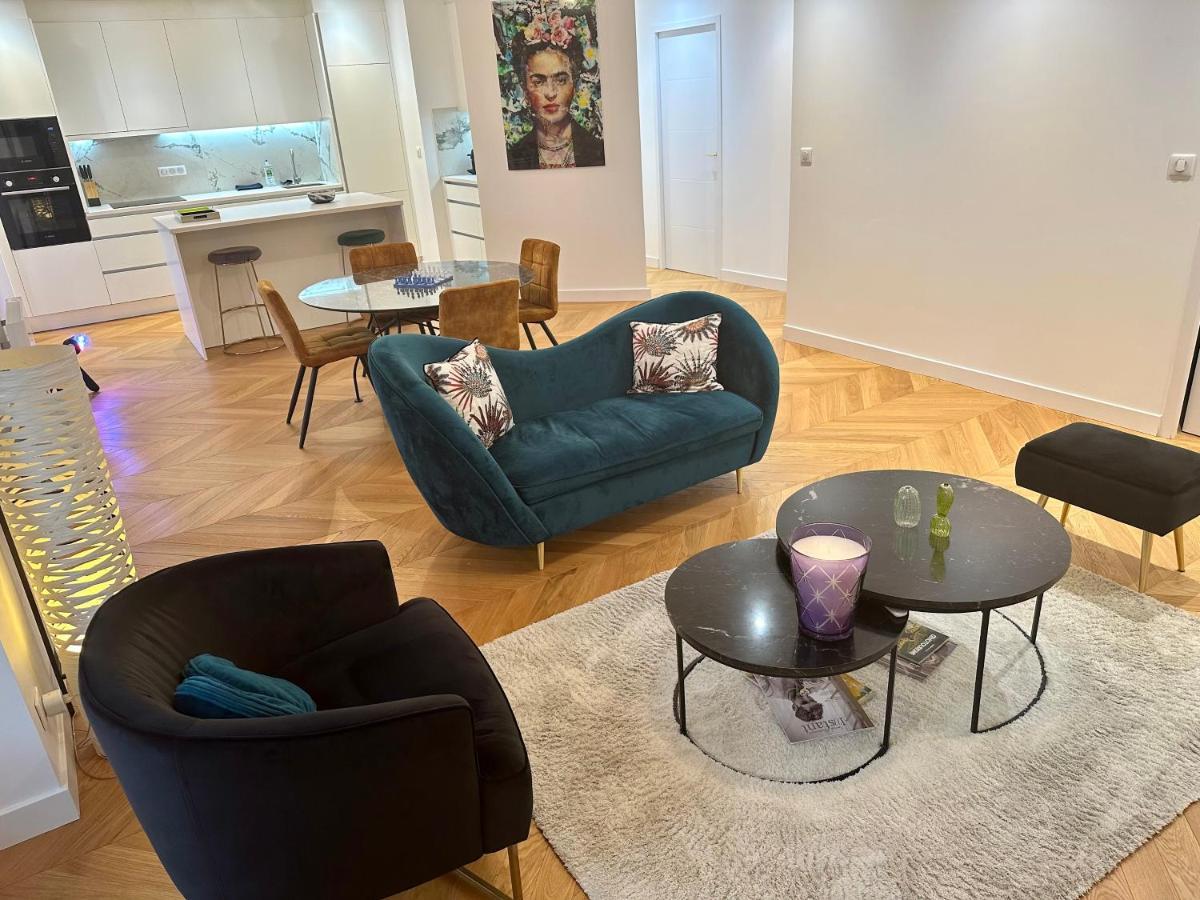 Bel Appartement Avec Parking Au Coeur De Reims Exterior foto